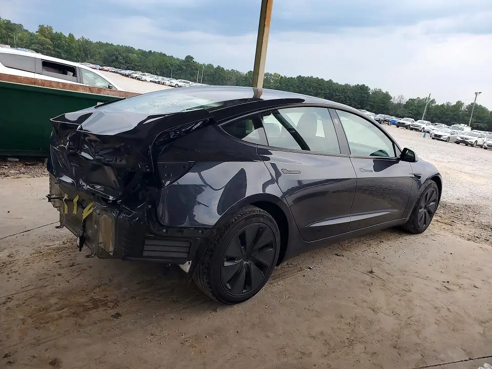 2025 TESLA MODEL 3   