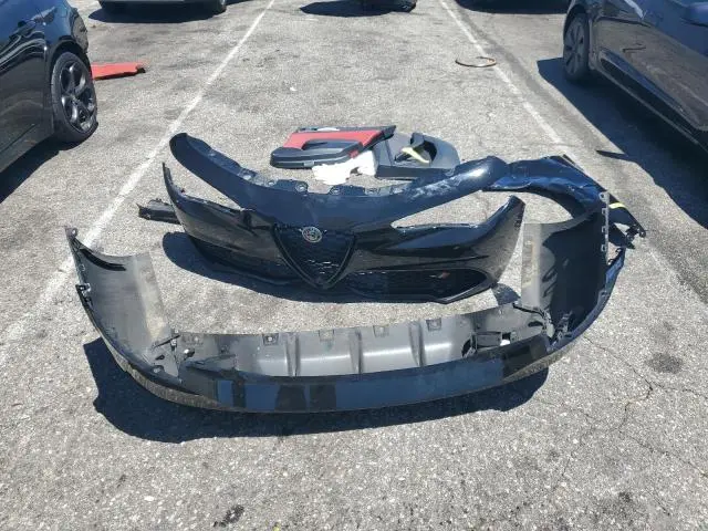 2021 ALFA ROMEO GIULIA TI  