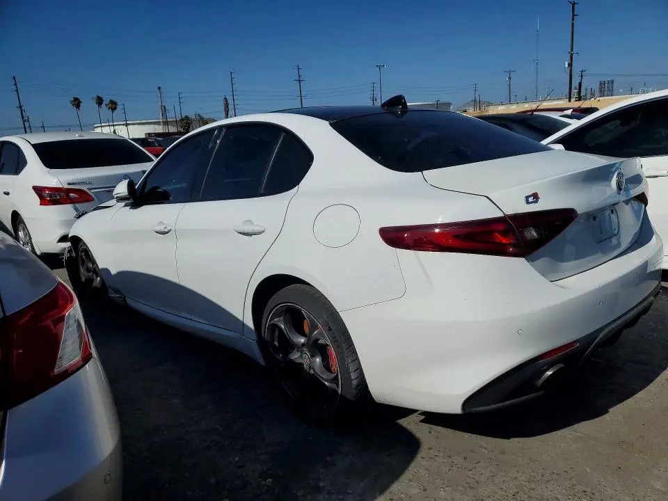 2017 ALFA ROMEO GIULIA TI  