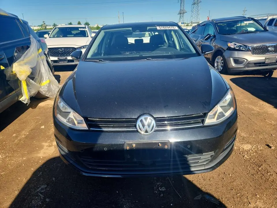 2016 VOLKSWAGEN GOLF S/SE  
