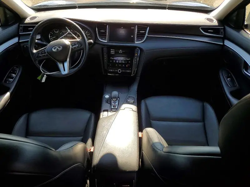 2022 INFINITI QX50 PURE  