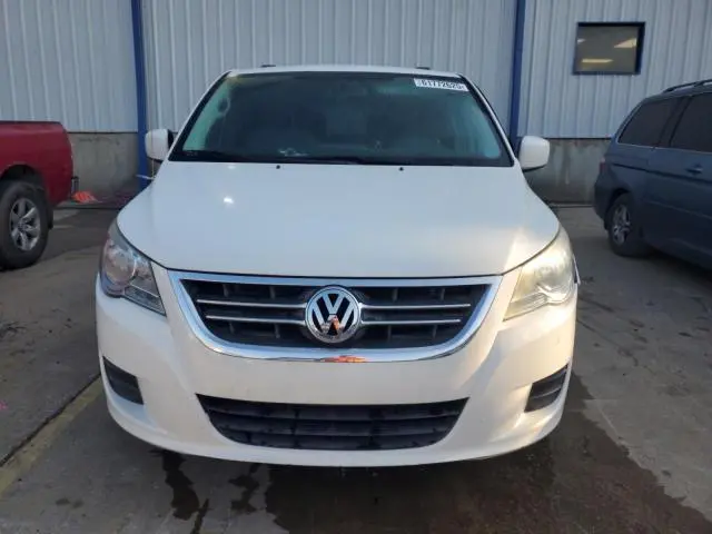 2011 VOLKSWAGEN ROUTAN SE  