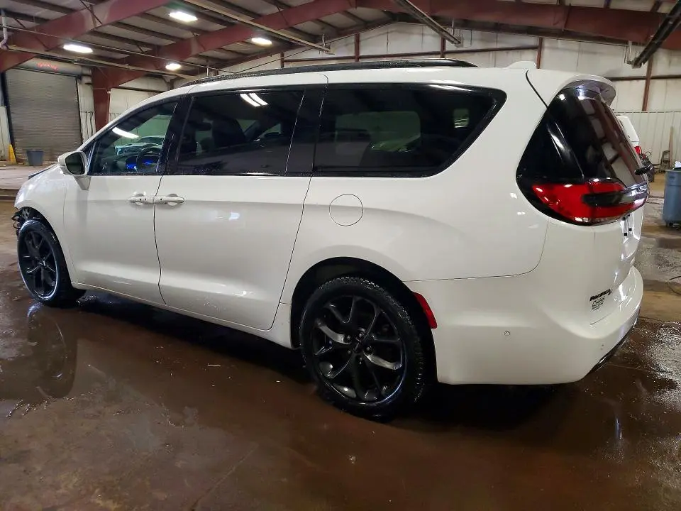 2022 CHRYSLER PACIFICA LIMITED  
