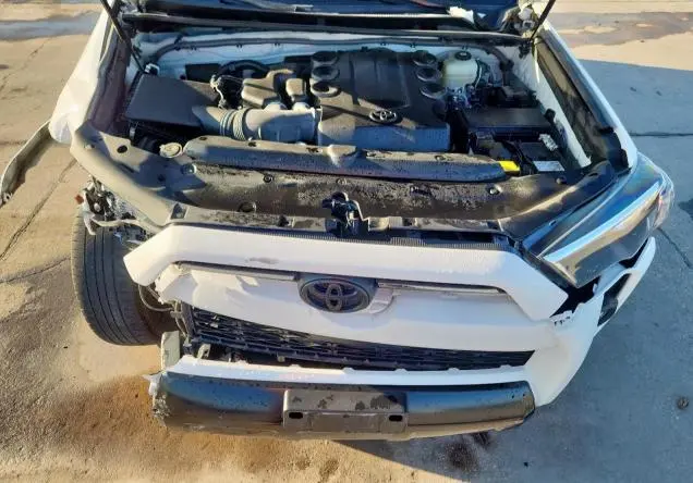 2021 TOYOTA 4RUNNER VENTURE  