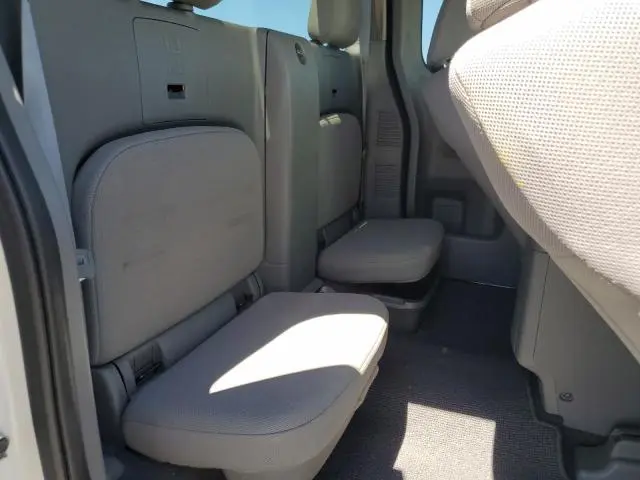 2021 NISSAN FRONTIER S  