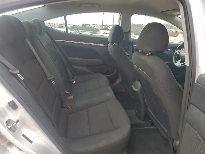 2020 HYUNDAI ELANTRA SEL  