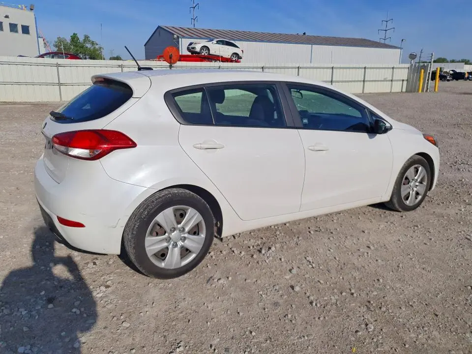 2016 KIA FORTE LX  