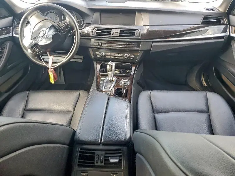 2012 BMW 528 XI  