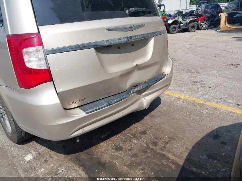 2013 CHRYSLER TOWN & COUNTRY TOURING-L