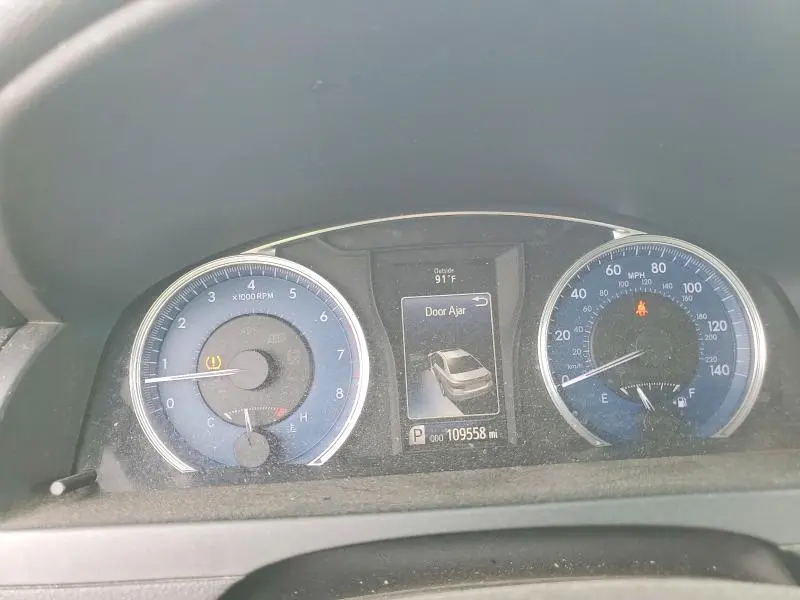 2017 TOYOTA CAMRY XLE  