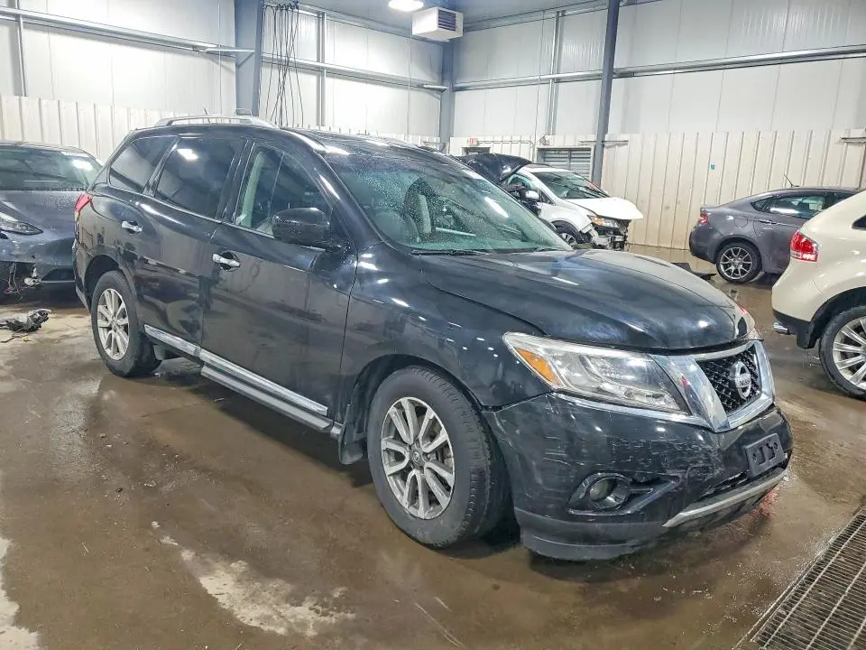 2015 NISSAN PATHFINDER S  