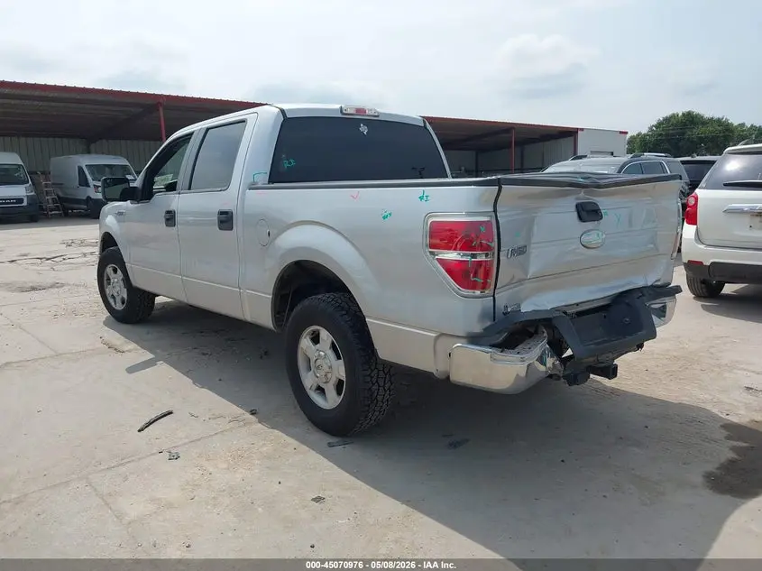 2011 FORD F-150 XLT