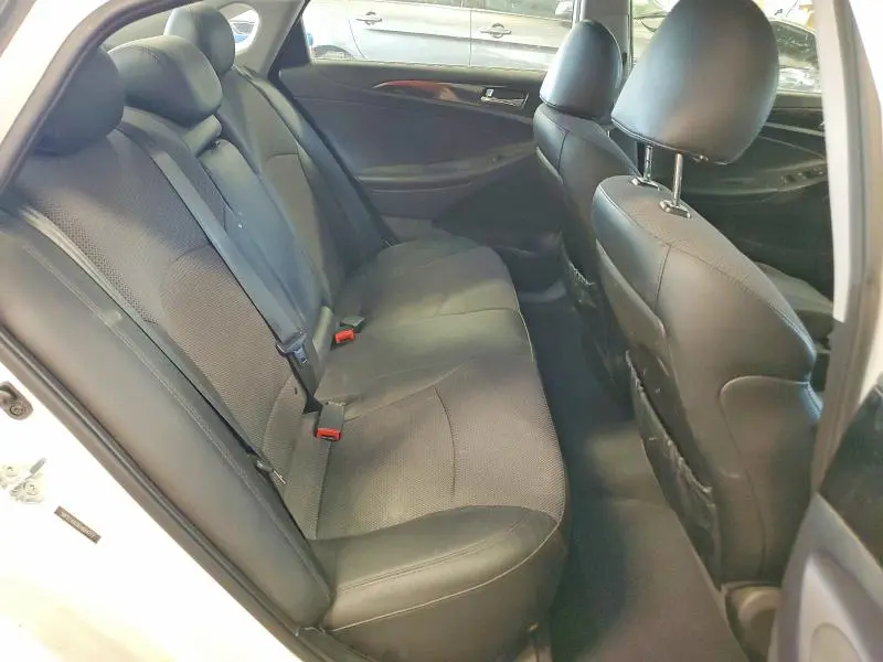 2014 HYUNDAI SONATA SE  