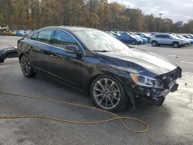 2015 VOLVO S60 PLATINUM  