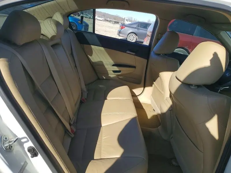 2011 HONDA ACCORD SE  