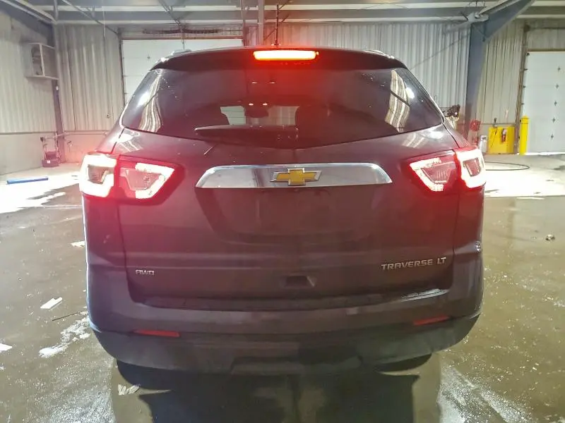 2015 CHEVROLET TRAVERSE LT  