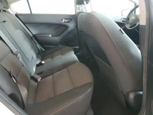 2015 KIA FORTE LX  