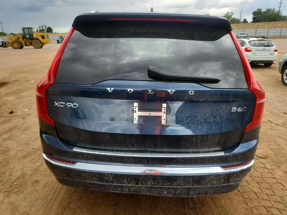 2024 VOLVO XC90 PLUS  