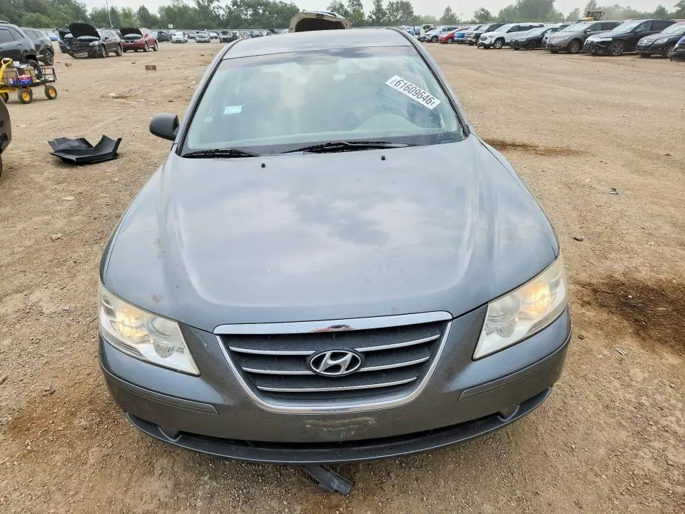 2010 HYUNDAI SONATA GLS  
