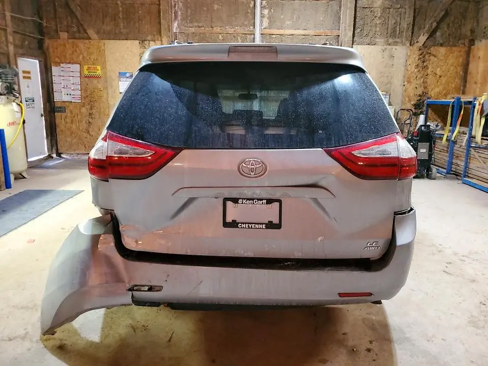 2017 TOYOTA SIENNA LE 7-PASSENGER  