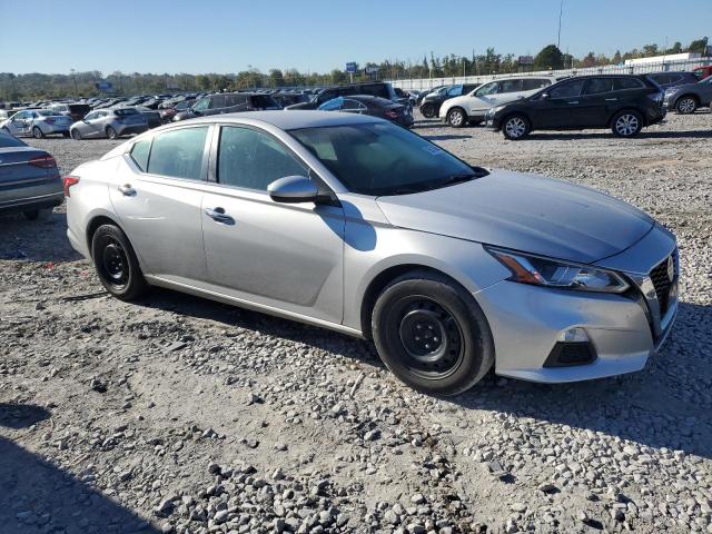 2019 NISSAN ALTIMA S