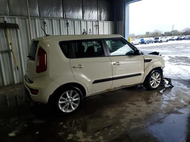 2013 KIA SOUL +  
