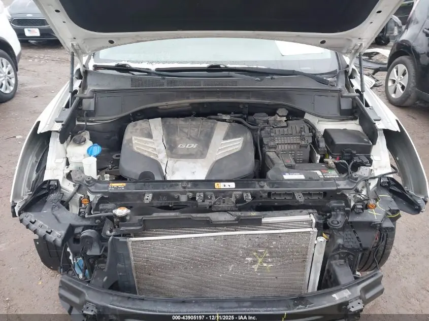 2017 HYUNDAI SANTA FE SE