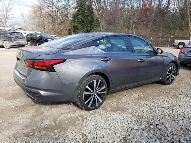 2022 NISSAN ALTIMA SR  