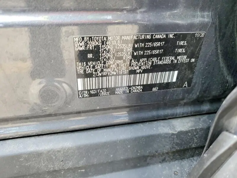 2021 TOYOTA RAV4 XLE  