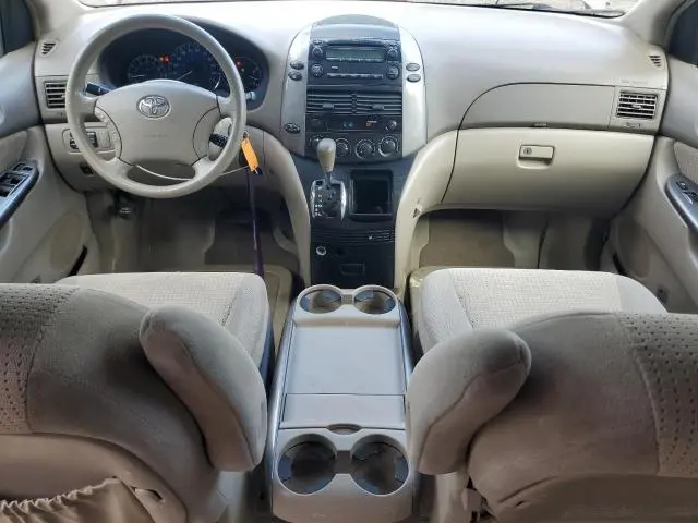 2010 TOYOTA SIENNA CE  