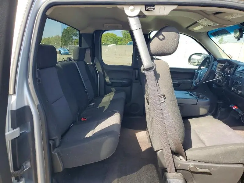 2013 CHEVROLET SILVERADO C1500 LT  