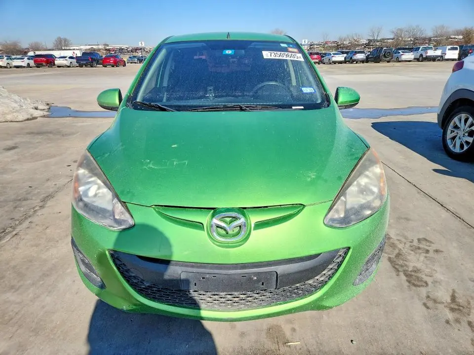 2013 MAZDA MAZDA2   