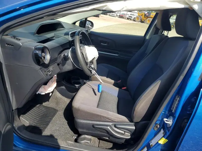 2018 TOYOTA PRIUS C THREE  