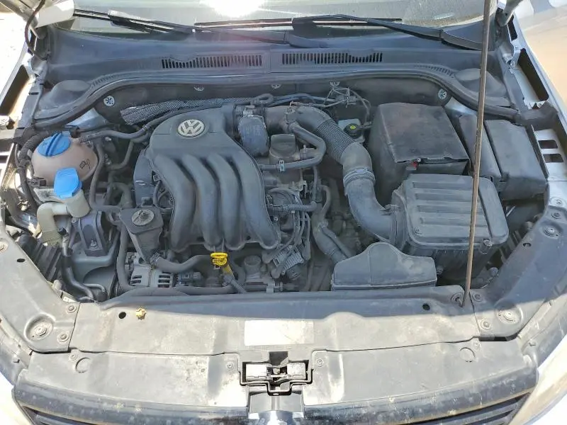 2014 VOLKSWAGEN JETTA   