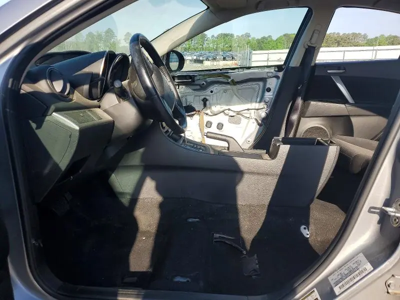 2012 MAZDA 3 S  
