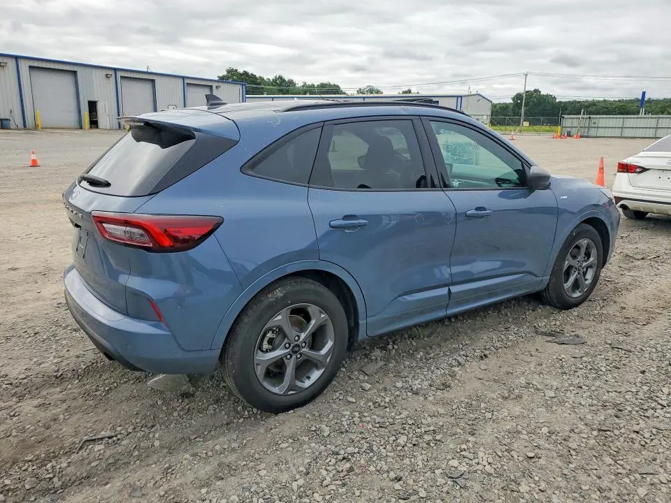 2023 FORD ESCAPE ST LINE  