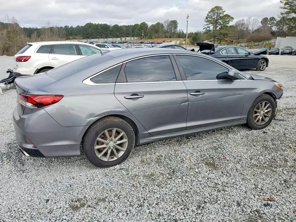 2018 HYUNDAI SONATA SE  
