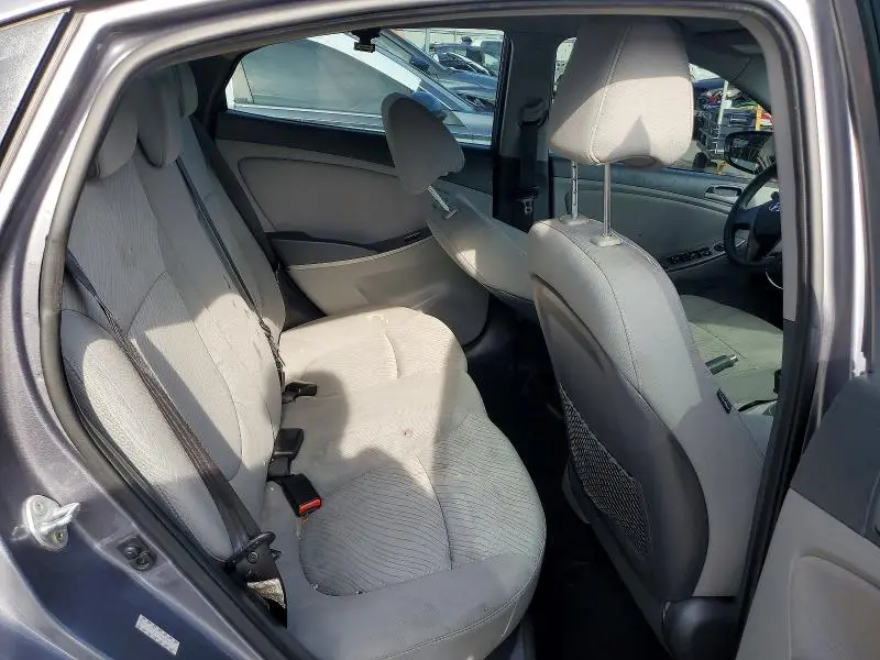 2015 HYUNDAI ACCENT GLS  