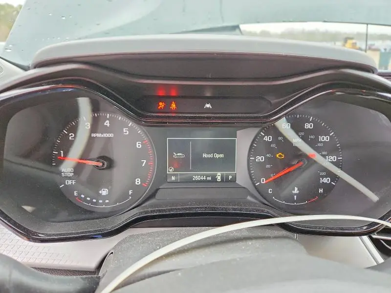 2025 CHEVROLET TRAX LS  