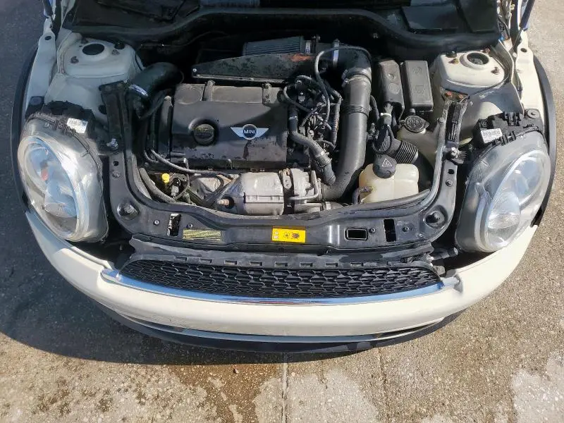 2013 MINI COOPER S  