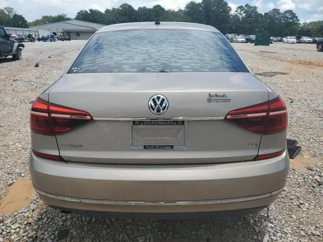 2017 VOLKSWAGEN PASSAT S  