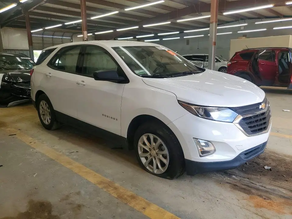 2018 CHEVROLET EQUINOX LS  