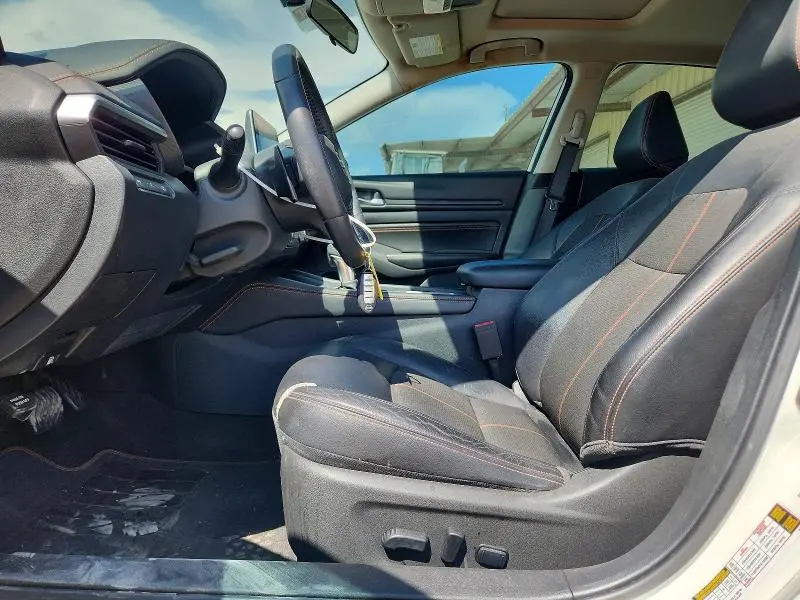 2019 NISSAN ALTIMA SR  