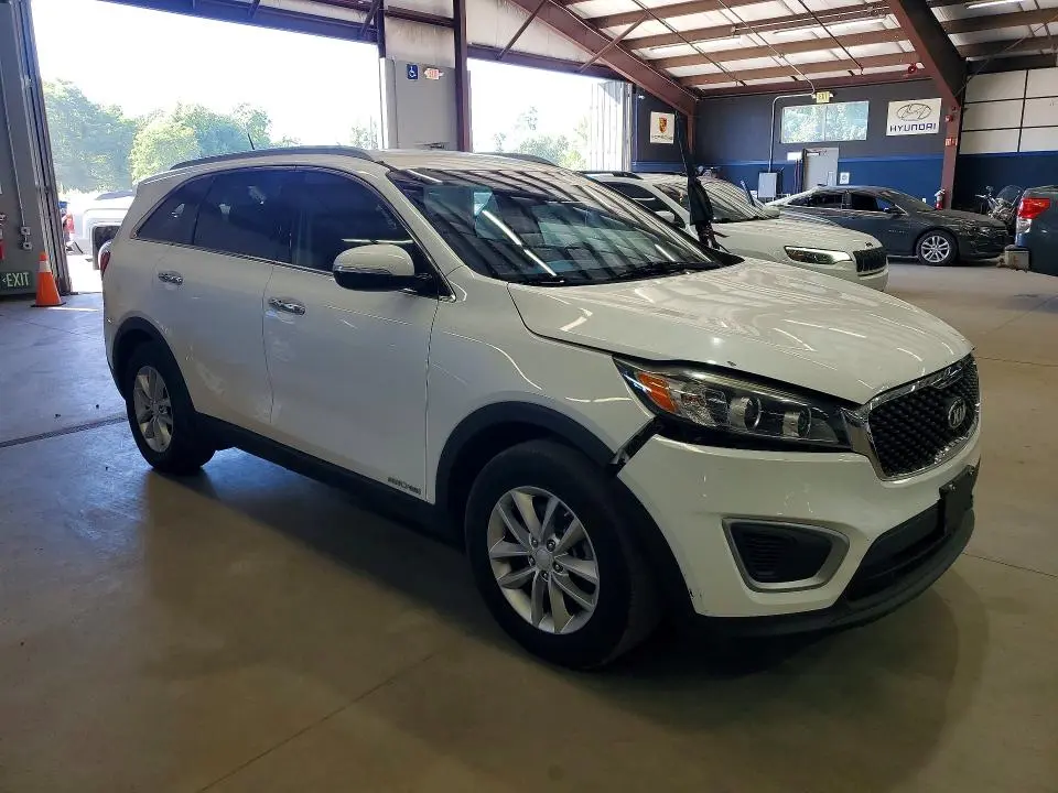 2016 KIA SORENTO LX V6  