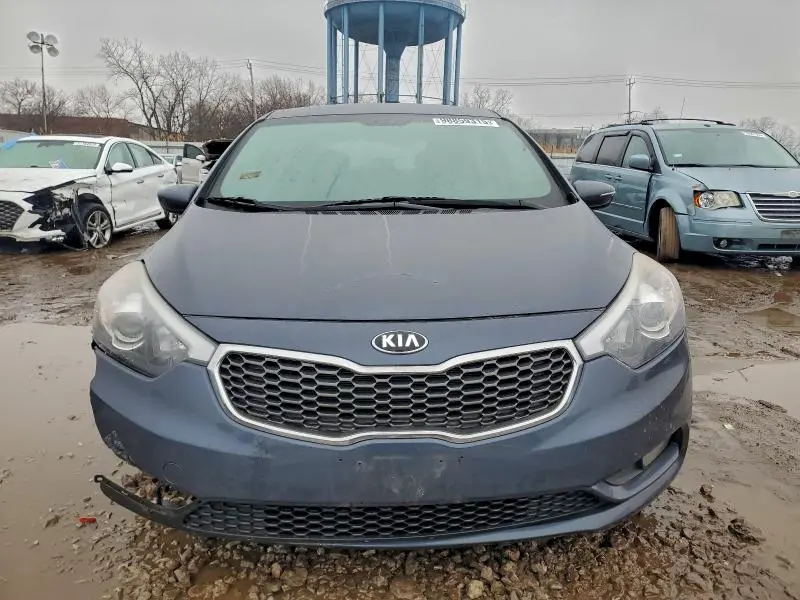 2016 KIA FORTE LX  