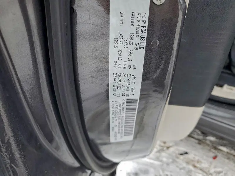 2019 CHRYSLER PACIFICA LIMITED  