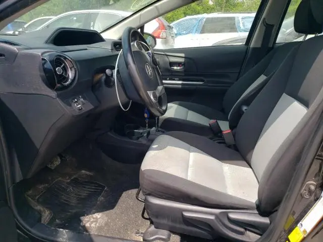 2016 TOYOTA PRIUS C   