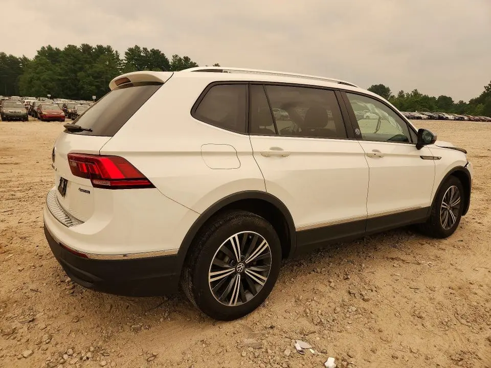 2024 VOLKSWAGEN TIGUAN WOLFSBURG  