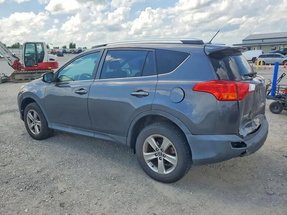 2015 TOYOTA RAV4 XLE  