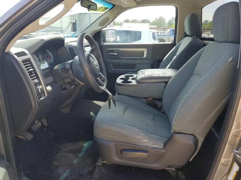 2013 RAM 1500 ST  